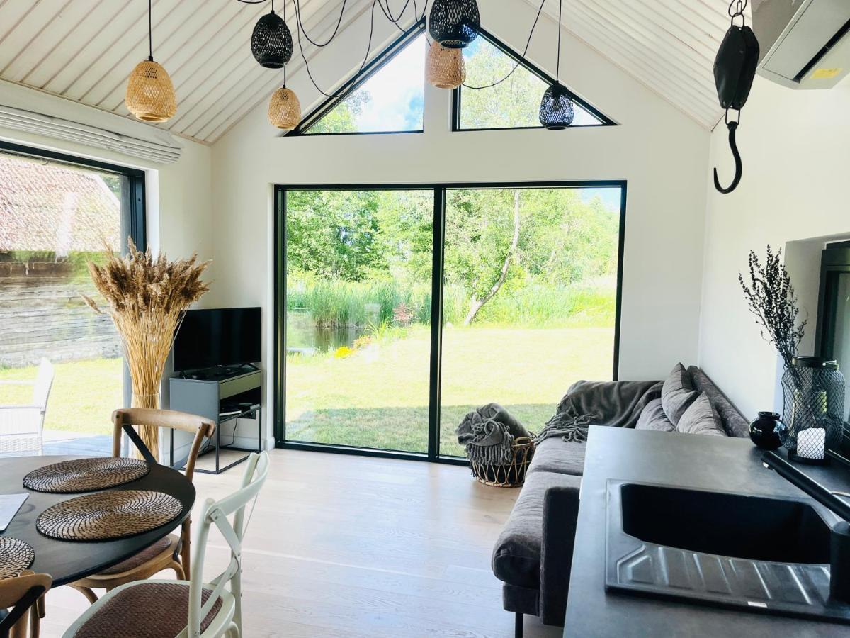 Paerli Puhkemaja / Pearl Riverside House Pudisoo Екстериор снимка